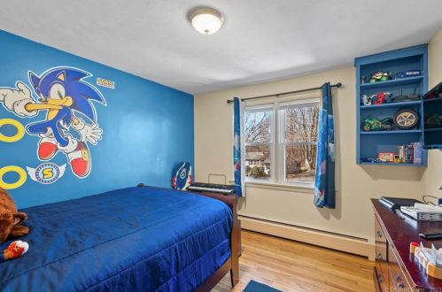 54 Piping Rock Dr, Waterbury CT  06706-2425 exterior