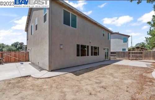 1015 Lucio St, Manteca CA  95336 exterior