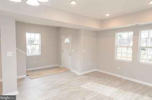 144 Chase St, Bowling Green, VA