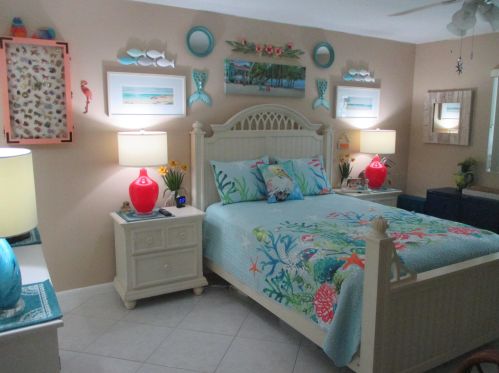 160 Lk Meryl Dr, West Palm Beach FL  33411-3396 exterior
