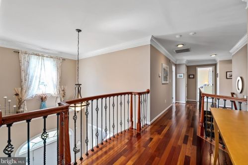 42306 Big Spg Ct, Leesburg VA 20176-6289 exterior