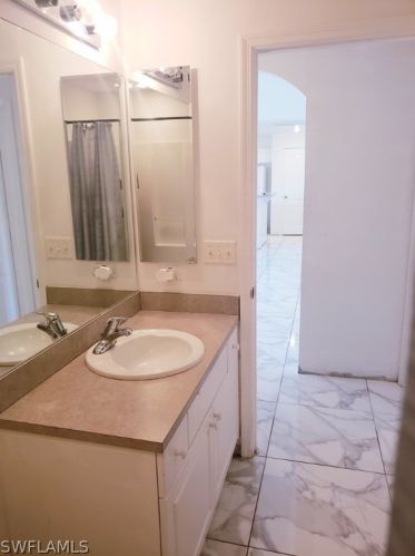 4218 20 St, Lehigh Acres FL 33973-3219 exterior