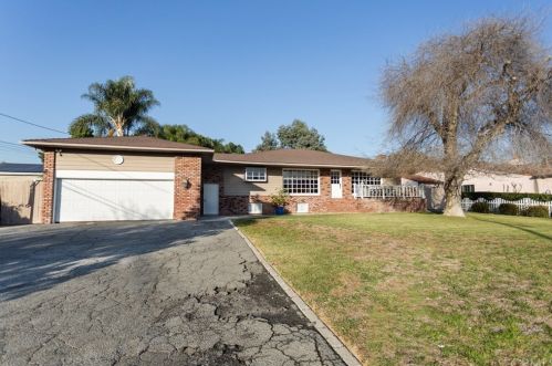 8664 Enramada Ave, Whittier, CA 90605-1144