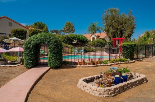 477 Summerhill Vw, Alpine CA  91901-2783 exterior