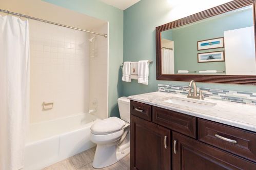 1610 King Arthur Cir, Maitland FL  32751-5818 exterior