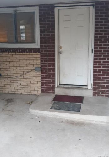 2361 Lima St, Denver CO 80014-1733 exterior