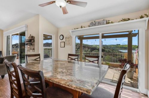 4821 Vigilant Way, Carlsbad CA  92008-3788 exterior