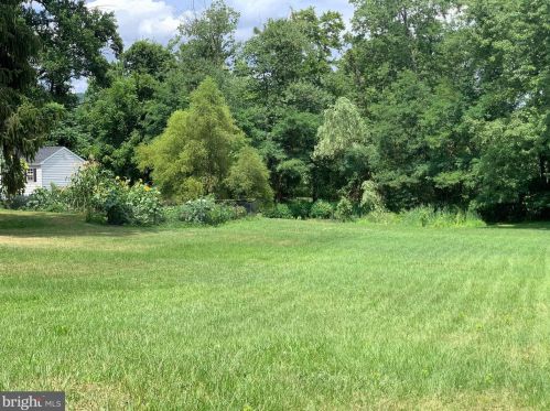 20 Greenhouse Rd, Siddonsburg PA  17019-9447 exterior
