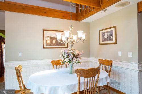 1342 Fairview Dr, Dauberville PA  19533-9185 exterior