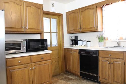 72 14th St, Bayonne NJ  07002-3524 exterior