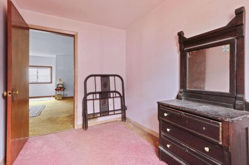 881 Velp Ave, Green Bay WI  54303-3849 exterior