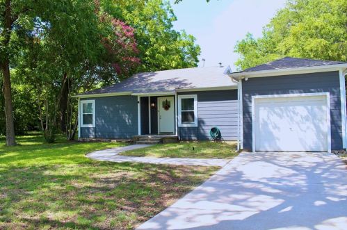 403 Masters Ave, St Paul, TX 75098-3602