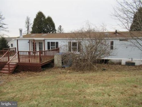 220 Birds Hill Rd, Lincoln Colliery, PA 17963-9545