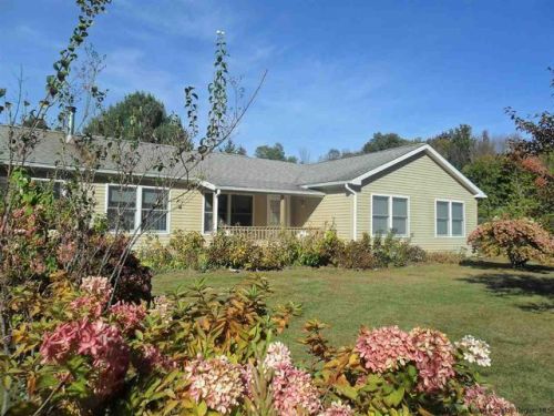 7 Bailey Dr, Boiceville, NY 12412-5212