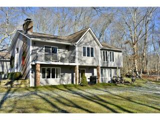 225 Grassy Hill Rd, Lyme, CT 06371-3301