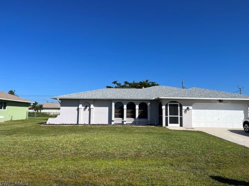 301 18th St, Cape Coral, FL 33909-0052