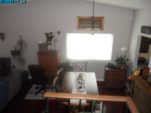 24 Virgil Ct, West Pittsburg CA  94565-1562 exterior