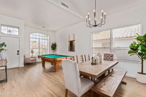 6919 Tina Ln, Glendale AZ  85310-5249 exterior