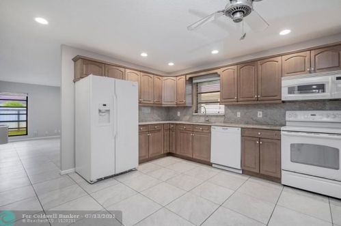 2330 102nd Ter, Hollywood, FL 33026-1822