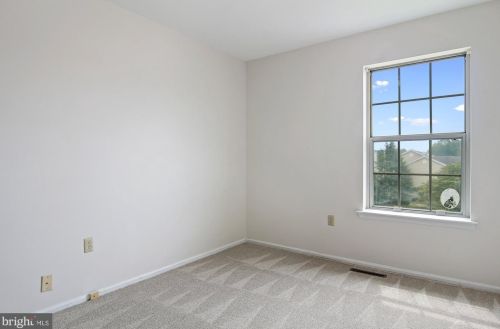 5447 Pond Rd, Harrisburg PA 17111-3765 exterior