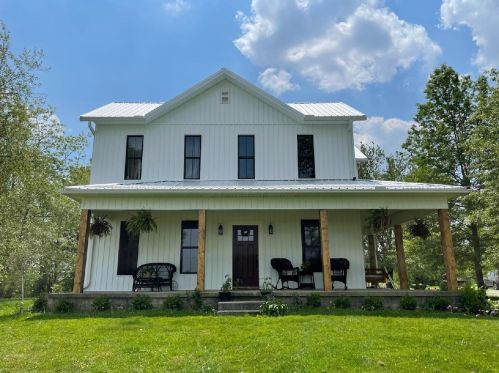 7293 Benner Rd, Johnstown, OH 43031-9160