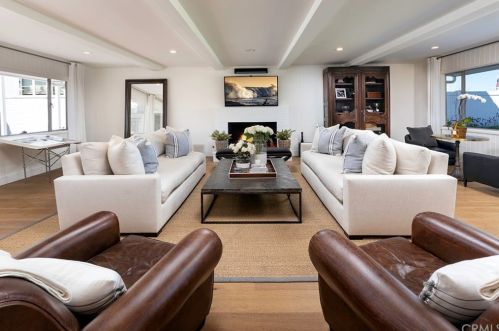 11 Harbor Island Rd, Newport Beach CA  92660 exterior