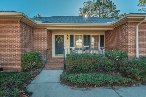 106 Crossroads Dr, Graniteville, SC 29829-4017