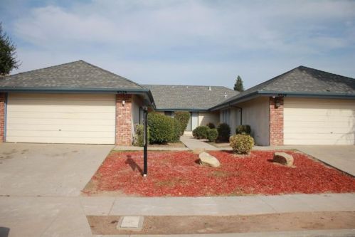 4324 Emerson Ave, Fresno, CA 93705-1603
