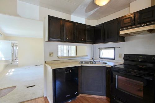 35 Hazel St, Hollis, NH 03049-6510