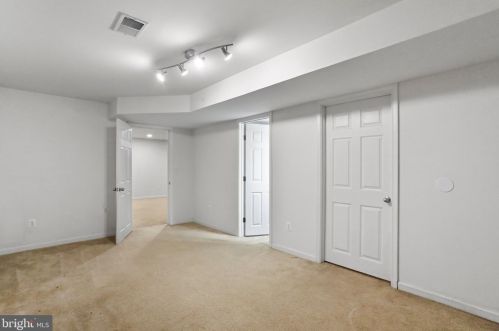 129 Bouldin Rd, Charles Town WV  25414-5586 exterior