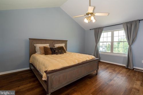 118 Shoal Creek Dr, Blue Bell PA  19422-3250 exterior