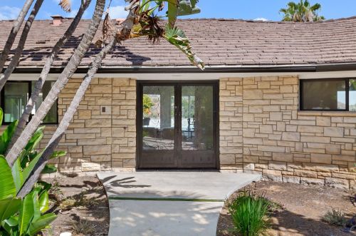 8 Celine Dr, Santa Barbara CA  93105-1911 exterior