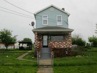 123 Bessemer St, Tarentum PA  15084-8549 exterior