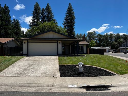 1597 Klamath River Dr, Rancho Cordova CA  95670-2756 exterior