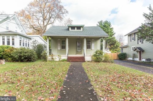419 3rd Ave, Haddon Heights, NJ 08035-1415