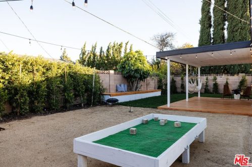 2172 Lysander Ave, Simi Valley CA 93065-1756 exterior