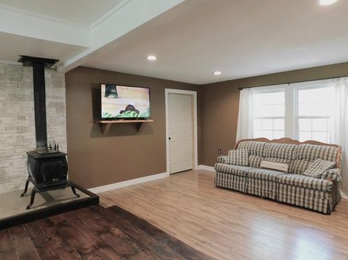 2522 Tucker Rd, Silsbee, TX 77656-6850