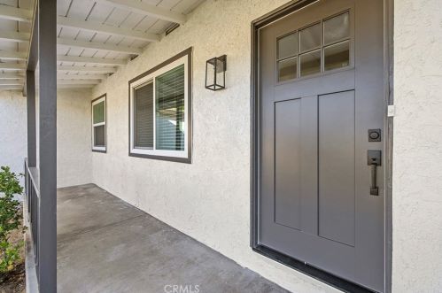 7816 Clearfield Ave, Van Nuys, CA 91402-6510