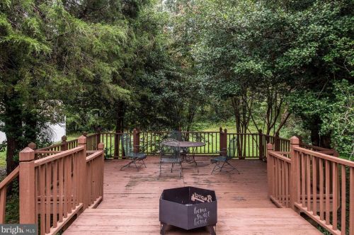 6 Florence Ln, Fredericksburg VA  22405-3605 exterior