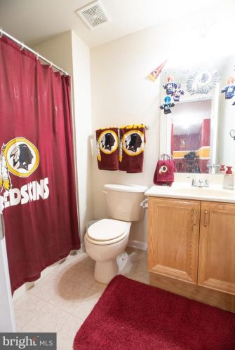 451 Hughs Rd, Charles Town WV  25414-5554 exterior