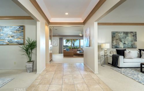 2755 Valle Vista Dr, Glendale CA  91206-4720 exterior