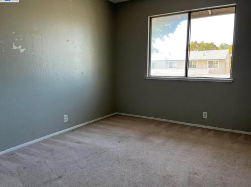 4226 Comet Cir, Union City CA  94587-4026 exterior