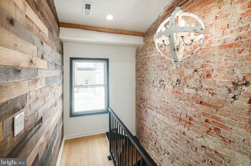 1311 Christian St, Philadelphia PA  19147-3610 exterior