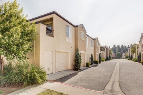 709 Applause Pl, San Jose, CA 95134-2608