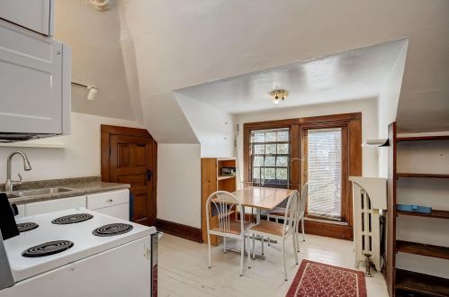 2540 Lk Dr, Milwaukee WI 53211-3808 exterior