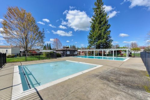 14789 Natchez Ct, Rancho Murieta CA  95683-9735 exterior