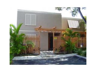 11225 16th Ct, Hollywood FL  33026-2619 exterior