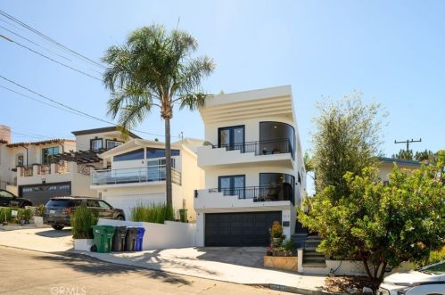 513 Dianthus St, Manhattan Beach CA  90266-6720 exterior