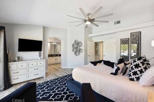 78720 Avenida La Fonda, La Quinta CA  92253-2805 exterior