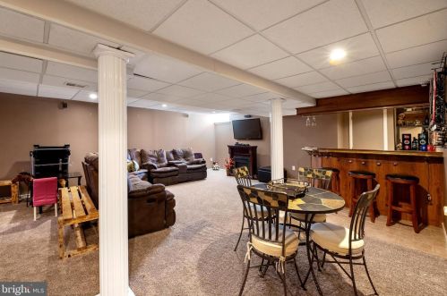 205 Beech Ln, Swedesboro NJ  08085-4033 exterior